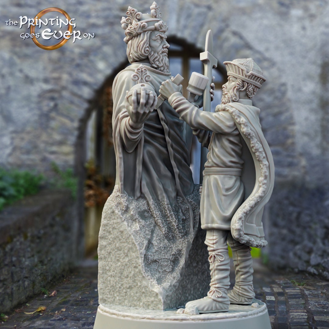 Medieval Citizens of Whitcaester blacksmith 28mm dnd dungeon and dragons fantasy wargaming scatter terrain Pathfinder tabletop games